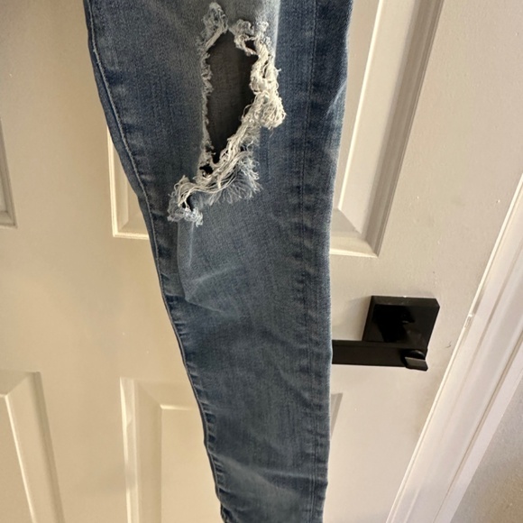 Women’s AG Distressed Denim Super Skinny Ankle Jeans - Size 28 - Picture 5 of 9